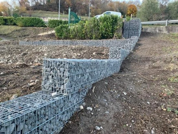 ingegneria-naturalistica-gabbie-in-sasso